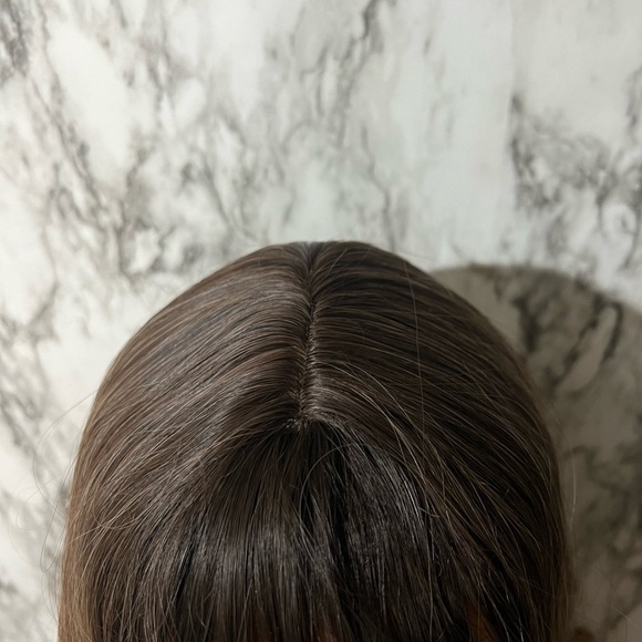 BALAYAGE MEDIUM BLONDE 26 Inch Chocolate Wavy Wig with bangs for daily wear - Picture 12 of 13